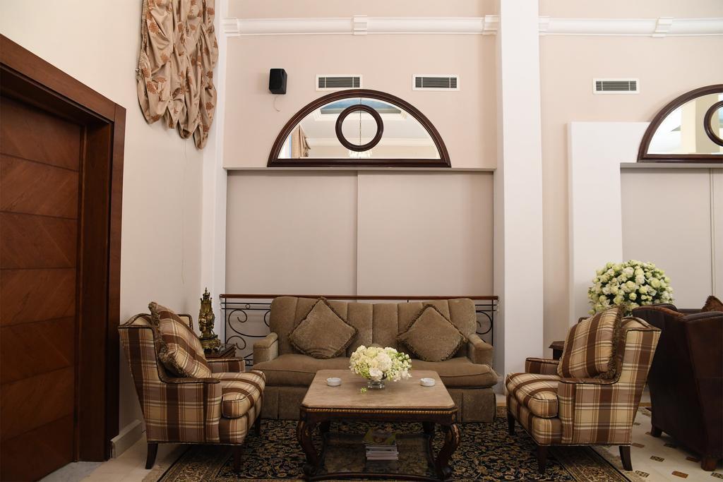 Colibri Hotel Броумана Экстерьер фото